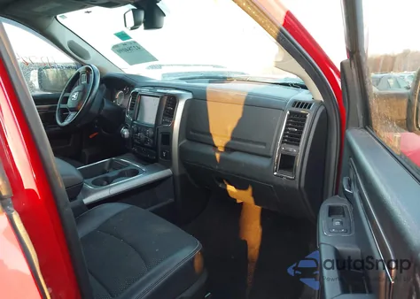 2017 Ram 1500 Night 4X4 6'4 Box из США, поврежденный, VIN 1C6RR7UT2HS749030